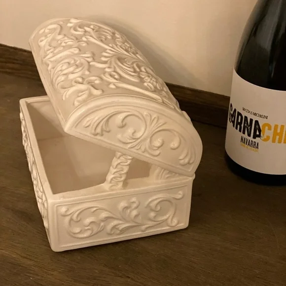 Large white ceramic box